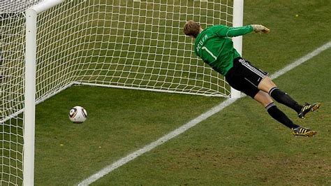 De 2006 FIFA Wereldbeker: De eenheid van het land door voetbal en de controverse rondom het Ghost Goal